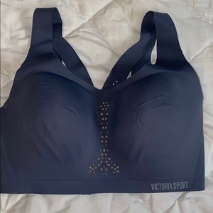 Victoria sport angel max sports bra